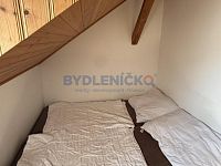 Pronájem statku (bývalého penzionu) se třemi samostatnými apartmány, Dobrkovská Lhotka, obec Slavče - Apartmán č. 1