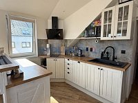 Pronájem podkrovního bytu 2+kk, 44 m2, po rekonstrukci, ulice Holečkova, České Budějovice - Pronájem podkrovního bytu 2+kk, 44 m2, po rekonstrukci, ulice Holečkova, České Budějovice
