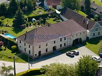 Prodej rozlehlé venkovské usedlosti 474 m2, se zahradou 1 404 m2, Kamenný Újezd - Kosov, okr. České Budějovice - Prodej rozlehlé venkovské usedlosti 474 m2, se zahradou 1 404 m2, Kosov, okr. České Budějovice