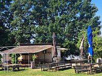Prodej stavebního pozemku 705 m2 pro rekreaci u rybníka Dehtář v jižních Čechách, okres České Budějovice - Prodej pozemku 705 m2 u rybníka Dehtář v jižních Čechách, okres České Budějovice