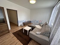 Pronájem zrekonstruovaného bytu 3+1, 76 m2 v Ledenicích u Českých Budějovic - Pronájem zrekonstruovaného bytu 3+1, 76 m2 v Ledenicích u Českých Budějovic