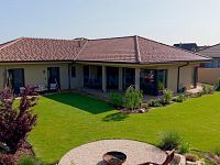 Nadstandardní rodinný dům 5kk, 219 m², pozemek 955 m², obec Dynín