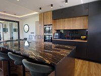 Nadstandardní rodinný dům 5kk, 219 m², pozemek 955 m², obec Dynín - Prodej nadstandardního rodinného domu 5kk, 278m2, obec Dynín