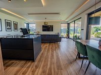 Nadstandardní rodinný dům 5kk, 219 m², pozemek 955 m², obec Dynín - Prodej nadstandardního rodinného domu 5kk, 278m2, obec Dynín