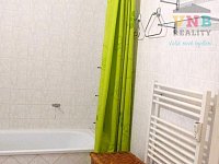 Prodej velkého bytu 3+1, 92 m2, se třemi balkony, Olomouc, Nové Sady, Handkeho ulice - koupelna2.JPG