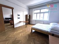 Pronájem světlého a prostorného bytu 3+1 s balkonem, 140 m2, v centru Olomouce - IMG_20250603_141120.jpg