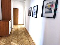 Pronájem světlého a prostorného bytu 3+1 s balkonem, 140 m2, v centru Olomouce - IMG_20250603_142543.jpg