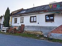 Pozemek 220 m2 se stavbou k demolici, Konice - IMG_20260318_173316.jpg