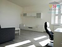 Pronájem bytu 2+kk, ul. Slezská, Praha - IMG_20190506_084015.jpg