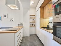 Prodej hezkého bytu 3+kk, ul. Hartigova, Praha - Žižkov - im006.jpg