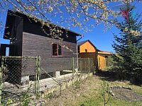 Prodej zahrady se zahradní chatkou v Třeboni - D8.jpg