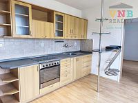 Pronájem pěkného zděného bytu 2+kk s lodžií, Prostějov, Krasická ul.