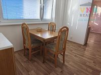 Pěkný byt 2+1 s prosklenou lodžií na ulici Václava Špály v Prostějově - IMG_20260703_135855.jpg