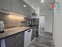 Pronájem bytu 3+1 se šatnou a lodžií, J.Zrzavého, Prostějov - im012.jpg