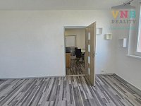 Pronájem bytu 3+1 se šatnou a lodžií, J.Zrzavého, Prostějov - im008.jpg