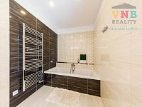 Moderní novostavba 3+kk s úchvatným výhledem a velkou zahradou, Hluchov - im036.jpg