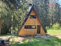 Chalupa, po rekonstrukci, zahrada 329 m2, Podhradí - 20250510_105351.jpg