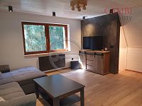 Chalupa, po rekonstrukci, zahrada 329 m2, Podhradí - 20250510_105903.jpg