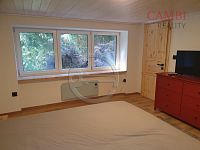 Chalupa, po rekonstrukci, zahrada 329 m2, Podhradí - 20250510_110536.jpg