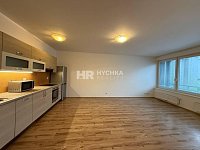 Pronájem bytu 2+kk  57 m2 Bartoškova, Praha - Nusle - Foto 3