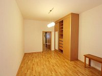 Prodej bytu 1+1, 45 m2  v srdci Karlína, 45 m2, metro 2 minuty - photo_2026-05-27_17-53-18.jpg