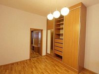 Prodej bytu 1+1, 45 m2  v srdci Karlína, 45 m2, metro 2 minuty - photo_2026-05-27_17-54-34.jpg
