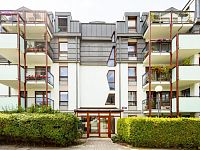 Pronájem bytu 3+kk s terasou, klimatizaci a garážovým stáním, Podvinný mlýn  Praha 9, Libeň - L44A9304.JPG