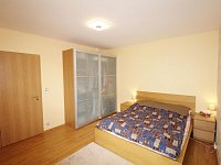 Pronájem bytu 2+kk s terasou a garážovým stáním, 56 m², Chlebovická, Praha 9  Letňany - IMG_4143.JPG