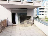 Pronájem bytu 2+kk s terasou a garážovým stáním, 56 m², Chlebovická, Praha 9  Letňany - IMG_4161.JPG