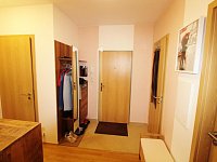 Pronájem bytu 2+kk s terasou a garážovým stáním, 56 m², Chlebovická, Praha 9  Letňany - IMG_4187.JPG