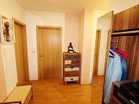 Pronájem bytu 2+kk s terasou a garážovým stáním, 56 m², Chlebovická, Praha 9  Letňany - IMG_4192.JPG