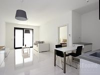 Moderní byt 2kk (55m2) s velkou lodžií v Karlíně k pronájmu od 1.2.2026 - 2.JPG