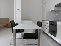 Moderní byt 2kk (55m2) s velkou lodžií v Karlíně k pronájmu od 1.2.2026 - 4 IMG_8070.JPG