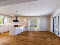 Právě zkolaudovaný rodinný dům v Jesenici k pronájmu - 07 jesenice-61.jpg