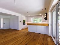 Právě zkolaudovaný rodinný dům v Jesenici k pronájmu - 08 jesenice-62.jpg