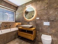 Právě zkolaudovaný rodinný dům v Jesenici k pronájmu - 11 jesenice-56.jpg