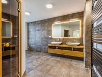 Právě zkolaudovaný rodinný dům v Jesenici k pronájmu - 25 jesenice-23.jpg