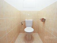 2+kk (60m2) v rezidenční čtvrti Zelené údolí na Praze 4 - Kunratice, ul. Pod Haltýřem - 12 IMG_2687.JPG