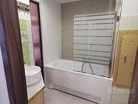 Nabízíme Vám byt 2+kk od 1.7.2026 - 12. koupelna.JPG