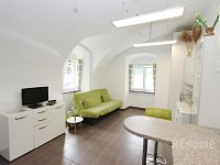 Zajímavá jednotka s parkovacím stáním na vlastním oploceném pozemku ul. Drnovská, Praha - Ruzyně - 03 IMG_0711.JPG