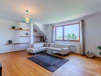 Prodej atypického mezonetového bytu 103 m², Jílové u Prahy, parkovací stání, zahrada - 06 jilove-12.jpg
