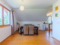Prodej atypického mezonetového bytu 103 m², Jílové u Prahy, parkovací stání, zahrada - 10 jilove-24.jpg