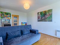 Prodej atypického mezonetového bytu 103 m², Jílové u Prahy, parkovací stání, zahrada - 13 jilove-9.jpg