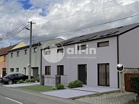 Prodej novostavby 2 RD 149 m2, pozemek 370 m2, Hoštice-Heroltice - 20250226_081229.jpg