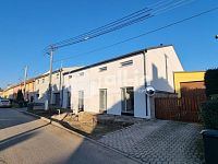 Prodej novostavby 2 RD 149 m2, pozemek 370 m2, Hoštice-Heroltice - 20251226_141542.jpg