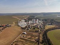 Prodej pozemku pro výstavbu RD 1105 m2, Mouřínov - DRNP-25.jpg