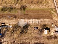 Prodej pozemku pro výstavbu RD 1105 m2, Mouřínov - DRNP-29.jpg