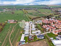 Prodej rodinného domu 130 m2 Vyškov, pozemek 418 m2 - dji_fly_20260414_122736_0854_1776177276149_photo.jpg