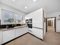 Prodej rodinného domu 130 m2 Vyškov, pozemek 418 m2 - DSC00045.jpg