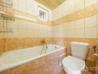 Zrekonstruovaný dvougenerační dům v Dolním Rychnově – 2× 3+1,  byt pro hosty 1+1, 2 garáže. - Foto 10